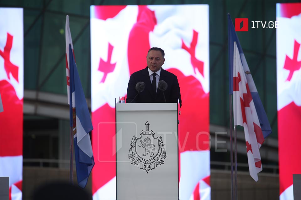 Vaxtanq Qomelauri - Gürcüstan polisi layiqli, peşəkar işçilərdən ibarətdir, ölkənin təhlükəsizliyinin qorunmasında onların hər birinin rolu çox vacibdir