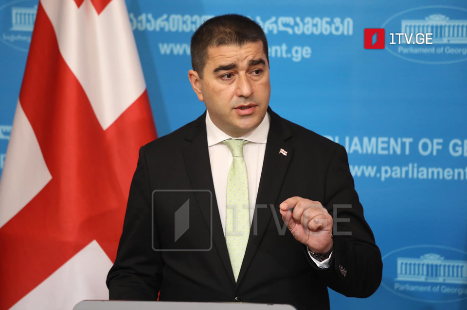 Շալվա Պապուաշվիլի. Հոկտեմբերի 26-ին բնակչությունը վերջնականապես պատժամիջոցի կենթարկի Վրաստանի հետ կապ չունեցող դավաճան ընդդիմությանը, նրանք խամաճիկներ են օտար երկրի ձեռքում