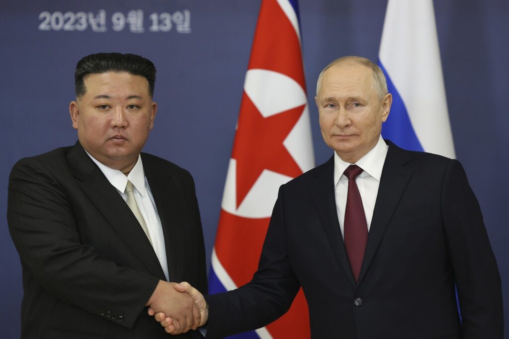 Ким Чен Ын - Пхеньян будет безоговорочно поддерживать любую политику России