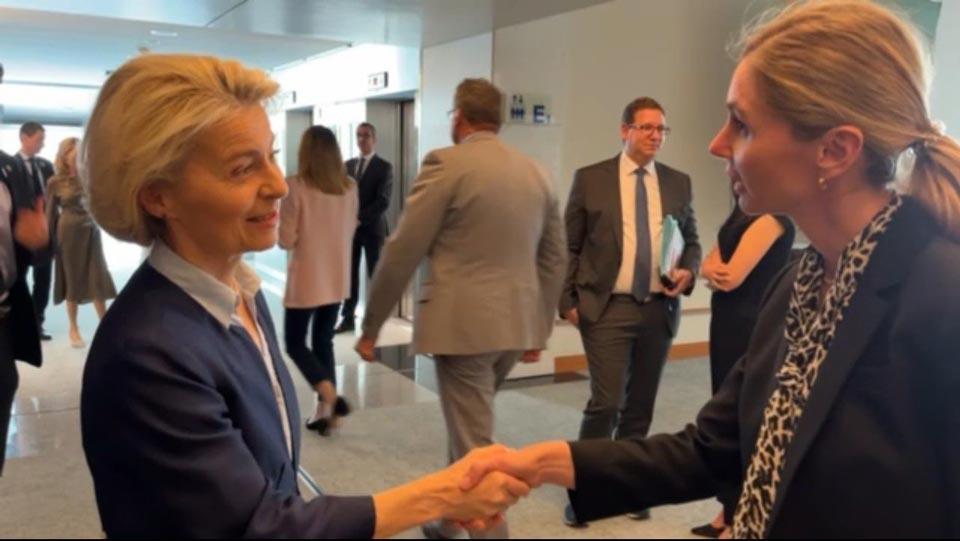 “Milli Hərəkat”ın məlumatına görə, Tina Bokuçava Ursula fon der Laienlə görüşüb