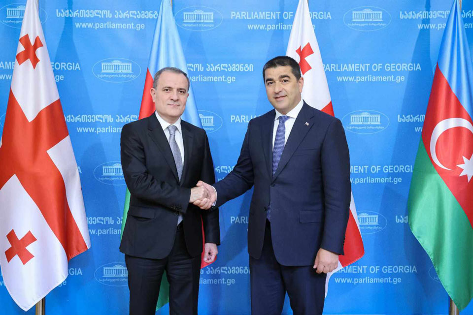 Speaker meets Azerbaijani FM