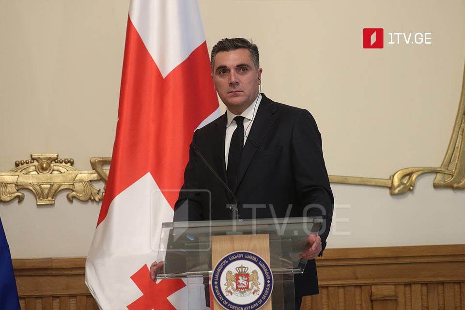 İlia Darçiaşvili Böyük Britaniyanın səfiri Mark Kleyton ilə vida görüşü keçirib