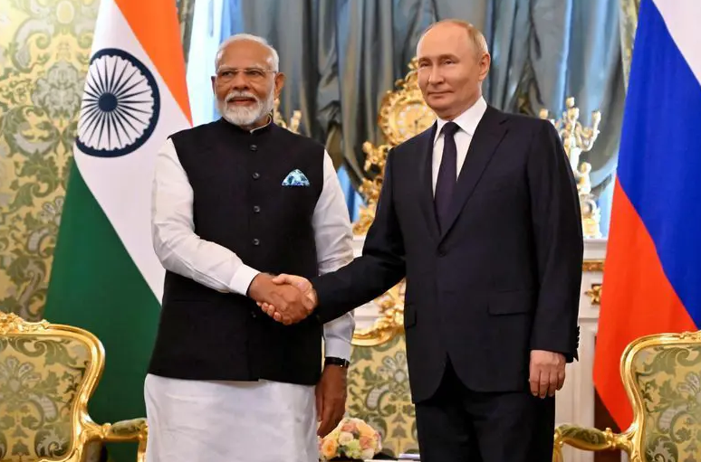 Narendra Modi Vladimer Putinlə görüşündə Ukraynada günahsız uşaqların ölümünün dəhşətli və ağrılı olduğunu qeyd edib