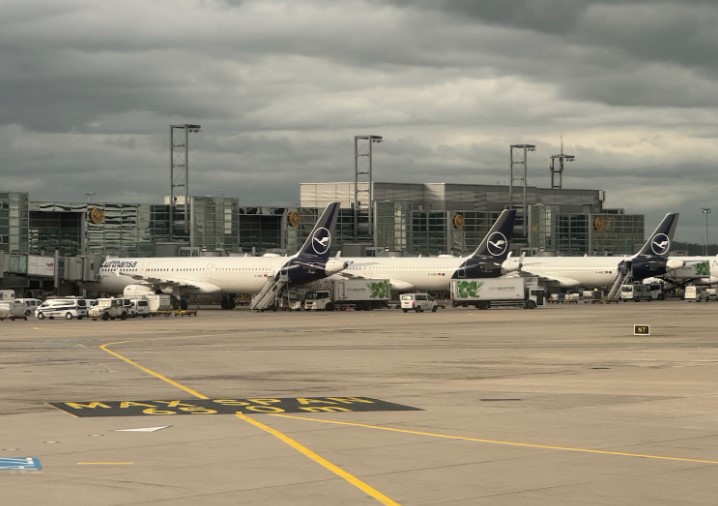 Lufthansa avqustun 13-dək İran və İraqın hava məkanından istifadə etməyəcəklərini açıqladı