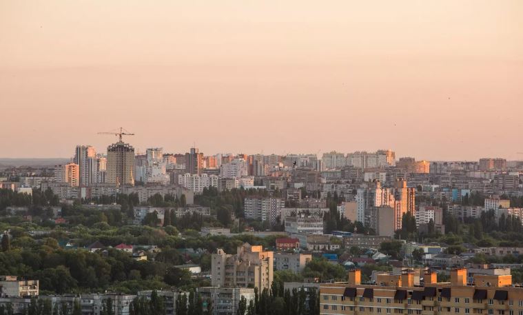 Rusiyanın Lipetsk vilayətinə pilotsuz təyyarənin hücumu ilə əlaqədar təhlükəsizliyin təmin edilməsi üçün fövqəladə vəziyyət elan edilib, 4 yaşayış məntəqəsinin əhalisi təxliyə edilir