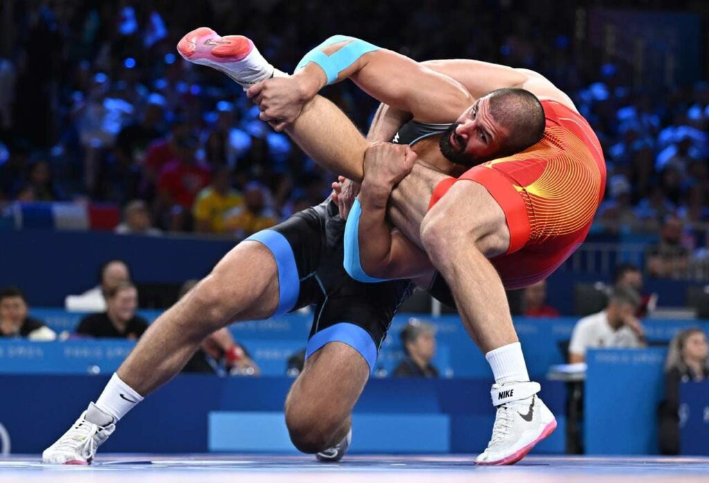 Georgian freestyle wrestler Petriashvili advanced to semi-finals