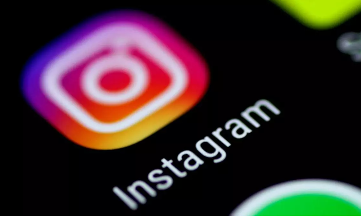 Türkiyədə “Instagram”ın qadağan edilməsini tənqid etdiyinə görə bir nəfəri saxlayıblar