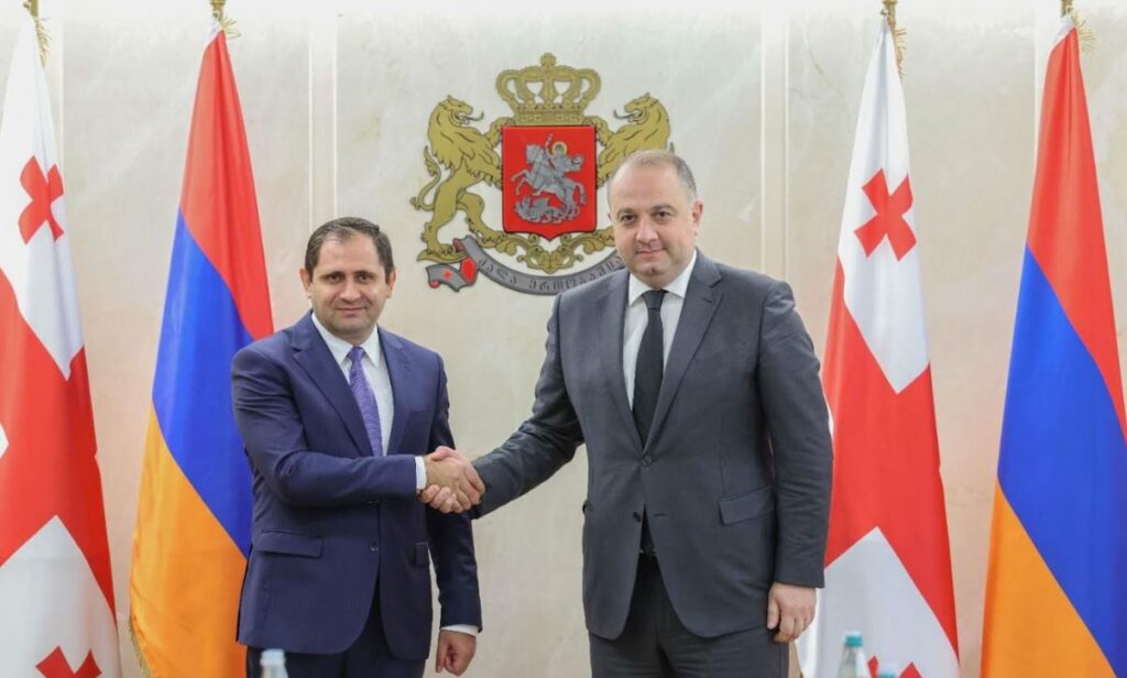 Armenian Defense Minister visits Georgia, meets Georgian counterpart