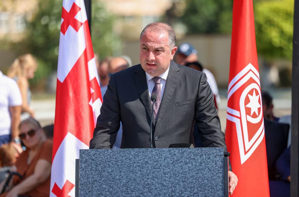 İrakli Çikovani kursantları yeni tədris ilinin başlanması münasibətilə təbrik edib