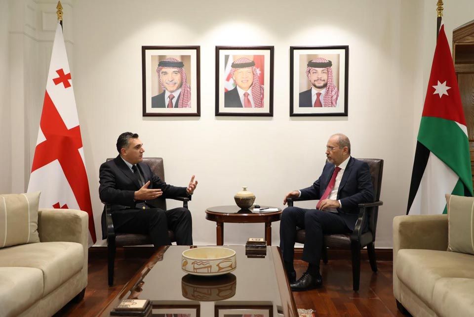 FM visits Hashemite Kingdom of Jordan