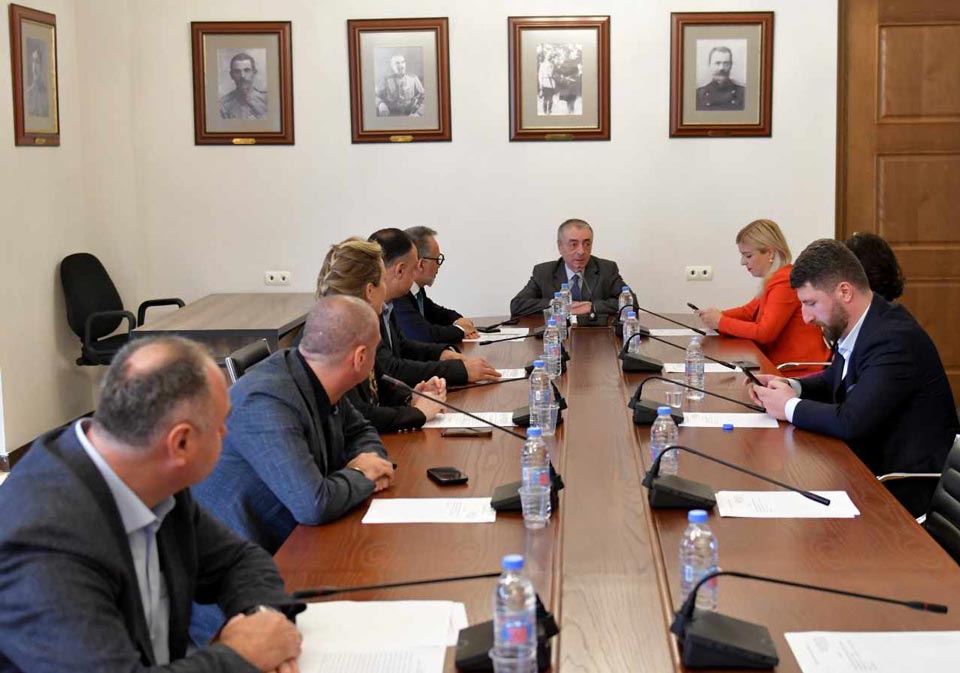 Defence and Security Committee endorses gov't resolution on determining armed forces strength