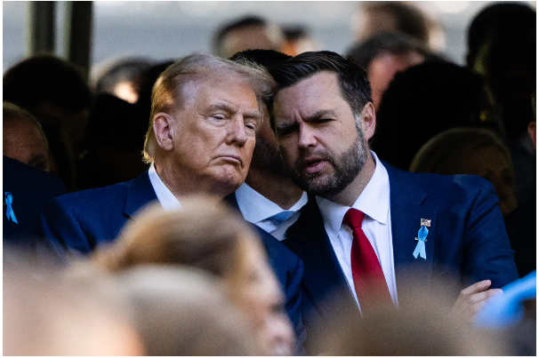 "New York Times" - Çinli hakerlərin Donald Trump və Cey Di Vensin telefonlarına giriş əldə etdiyi iddia edilir