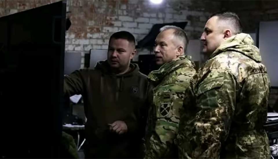 Aleksandr Sirski Kursk istiqamətində yerləşən bölmələrlə döyüş əməliyyatlarının təşkili məsələlərini müzakirə edib