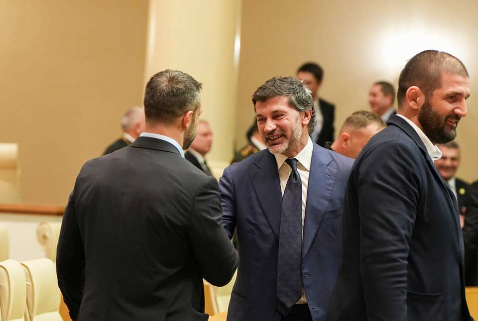 Kaxa Kaladze - Yeni seçilmiş parlamentə seçicinin etimadını tam doğrultmasını və “Gürcü Arzusu”nun idarəçiliyi dövründə əldə etdiyimiz tapıntını qorumasını arzulayıram, Gürcüstana uğurlar