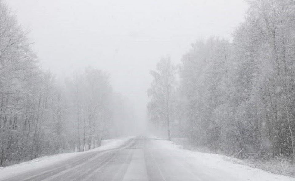Roads Department imposes traffic restrictions on select roads due to heavy snowfall
