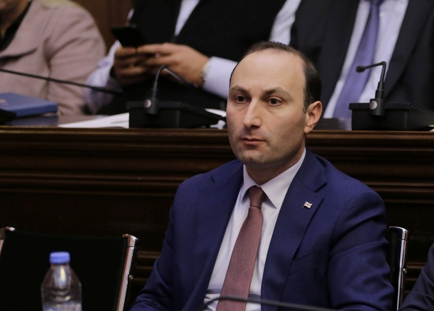 Anri Oxanaşvili - Ədliyyə Nazirliyində işləyən bütün peşəkar vicdanlı dövlət qulluqçularının birbaşa pərəstişkarı olacağam