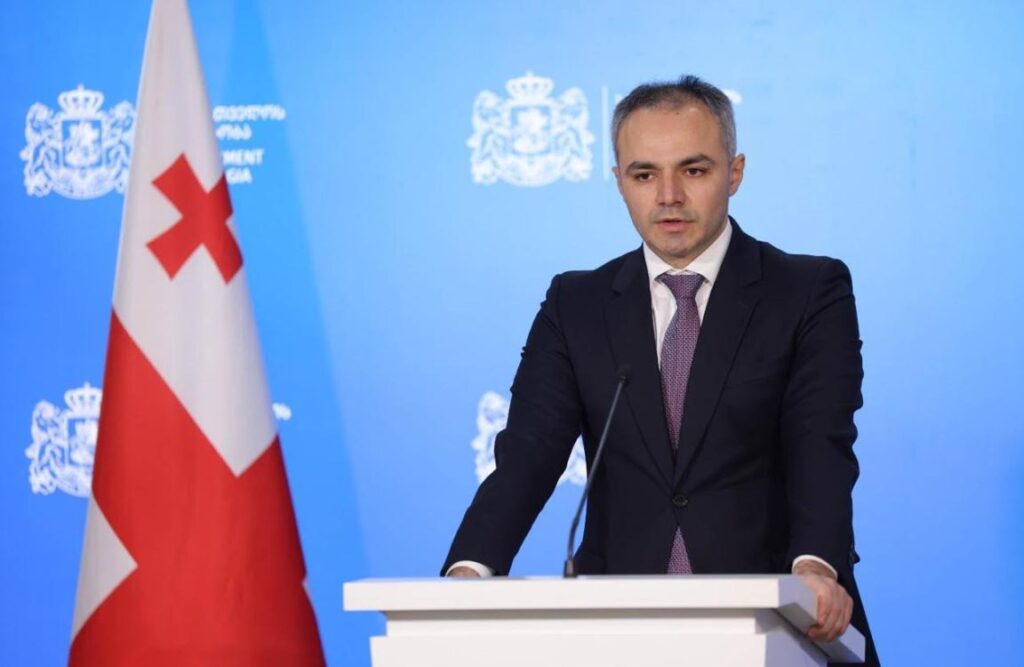 Aleksandre Tsuladze - Məktəblər və universitetlər tədrisin davamlılığının təmin edilməsi üçün maliyyə alırlar, tədris prosesinin ləngiməsi cəmiyyət qarşısında götürülmüş öhdəliklərin pozulmasıdır