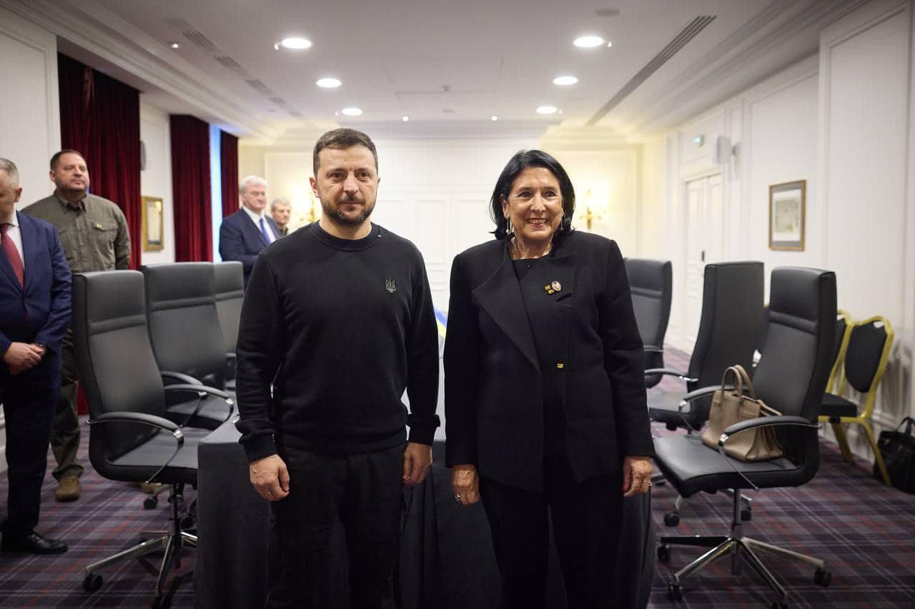 Саломэ Зурабишвили Владимир Зеленскиимæ фембæлд Францы
