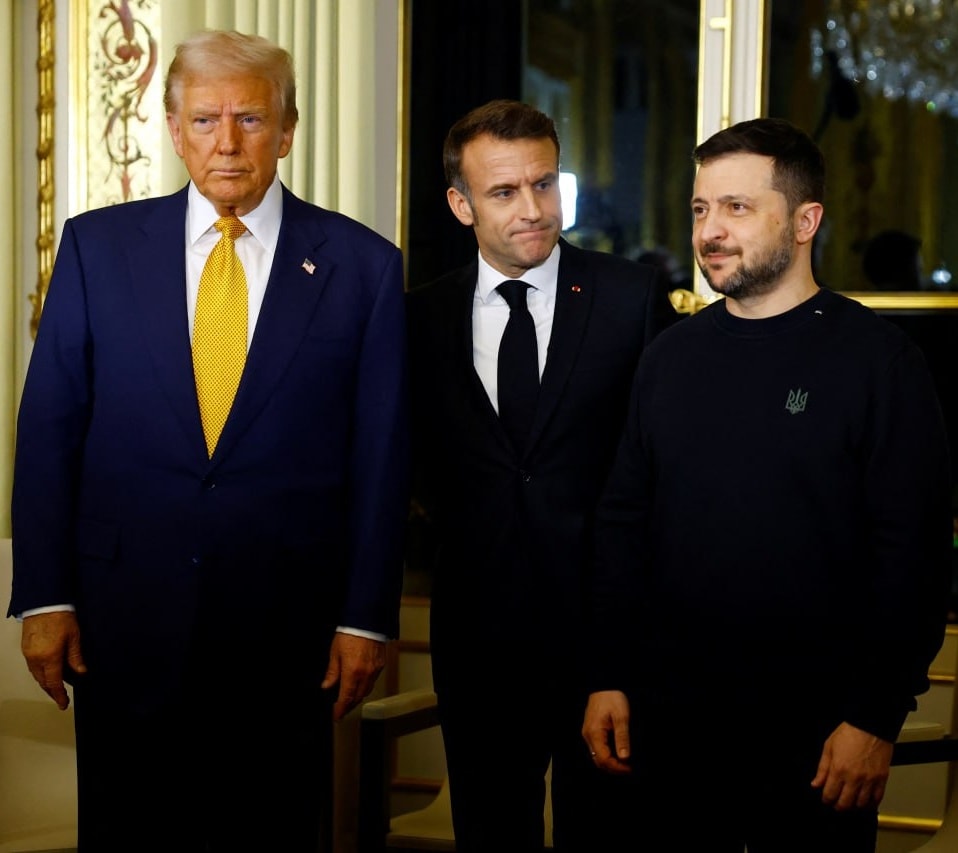 Владимир Зеленский Елисейы галуаны Эммануэль Макрон æмæ Дональд Трампы фембæлдмæ баиу ис