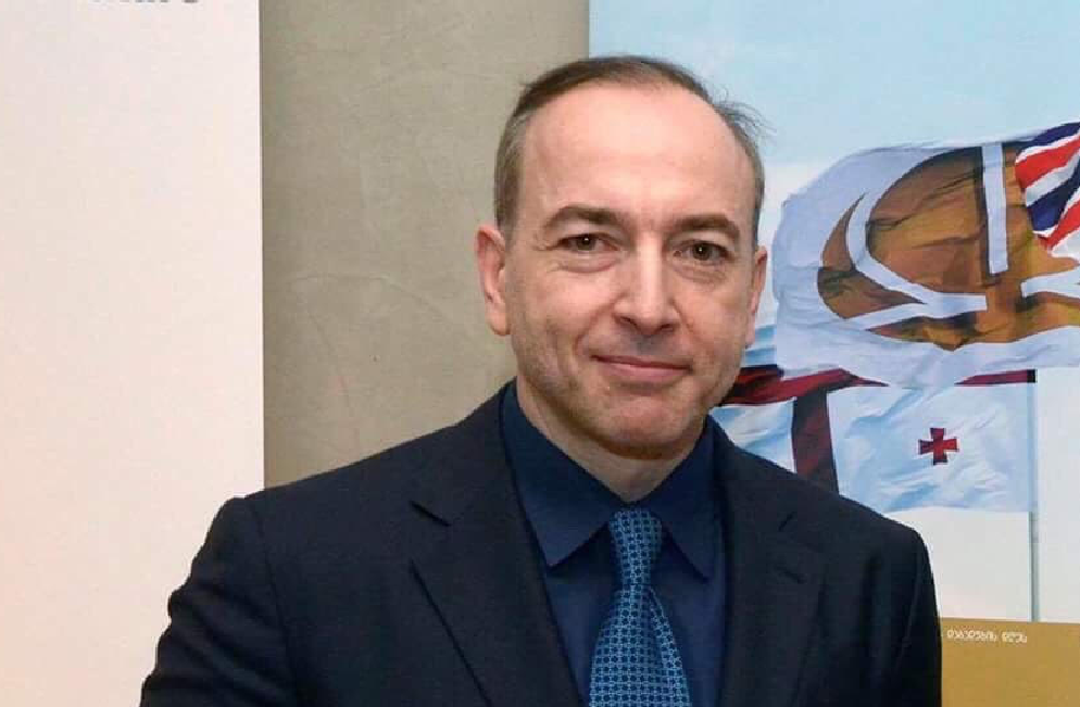 Заза Окуашвили - Несмотря на то, что Ника Гварамия и Георгий Габуния разграбили "Мтавари архи" и искусственно довели его до банкротства, я даже не думал о закрытии телекомпании