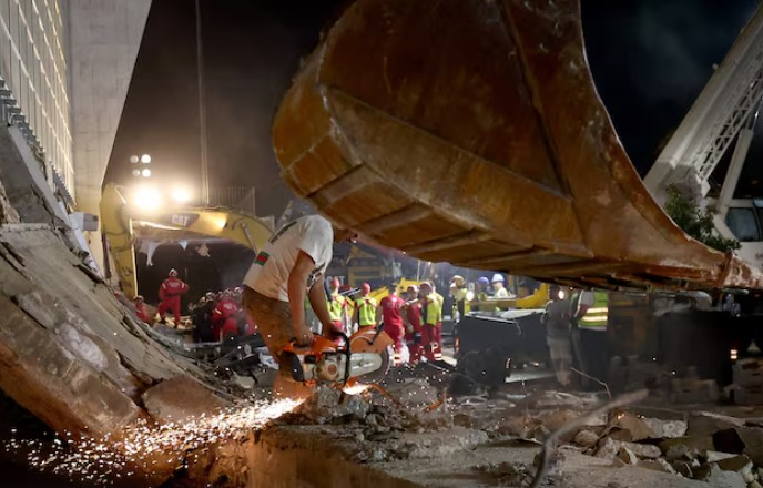 Serbiyanın Novi Sad şəhərinin prokurorluğu dəmiryol vağzalının damının uçması işi üzrə 13 nəfərə qarşı ittiham irəli sürüb