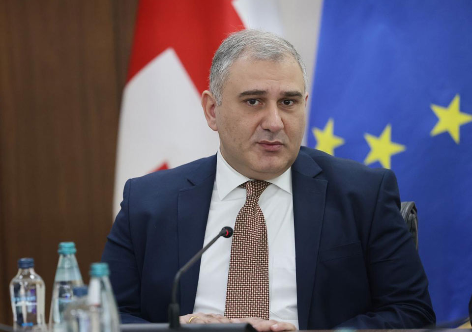 Mixeil Sarcveladze - Təcili tibbi yardım xidmətinin nümayəndələrinə qarşı səbəbsiz yerə aqressiya göstərmək xoş deyil, onlar gündəlik olaraq qəhrəmanlıq edən insanlardır