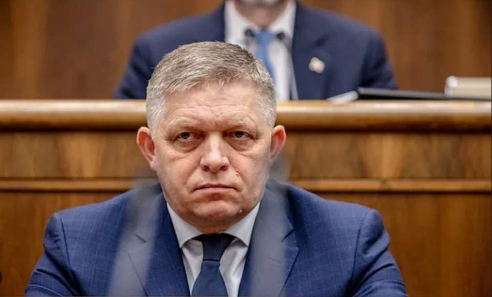 Slovakiyada müxalifət Robert Fitso hökumətinə etimadsızlıq səsverməsi təyin etməyi planlaşdırır