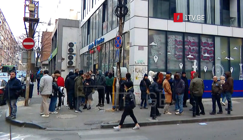 Tbilisinin Dolidze küçəsində qarşıdurma baş verib