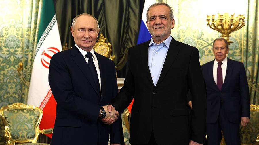 Vladimir Putin və Məsud Pezeşkian İran və Rusiya arasında hərtərəfli strateji tərəfdaşlıq haqqında saziş imzalayıblar