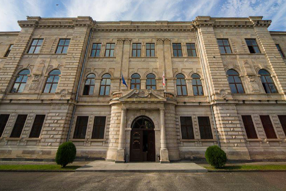 Kutaisi Apellyasiya Məhkəməsi Mzia Amağlobelinin həbs qətimkan tədbirinin dəyişdirilməsi ilə bağlı iddianı qəbul etməyib