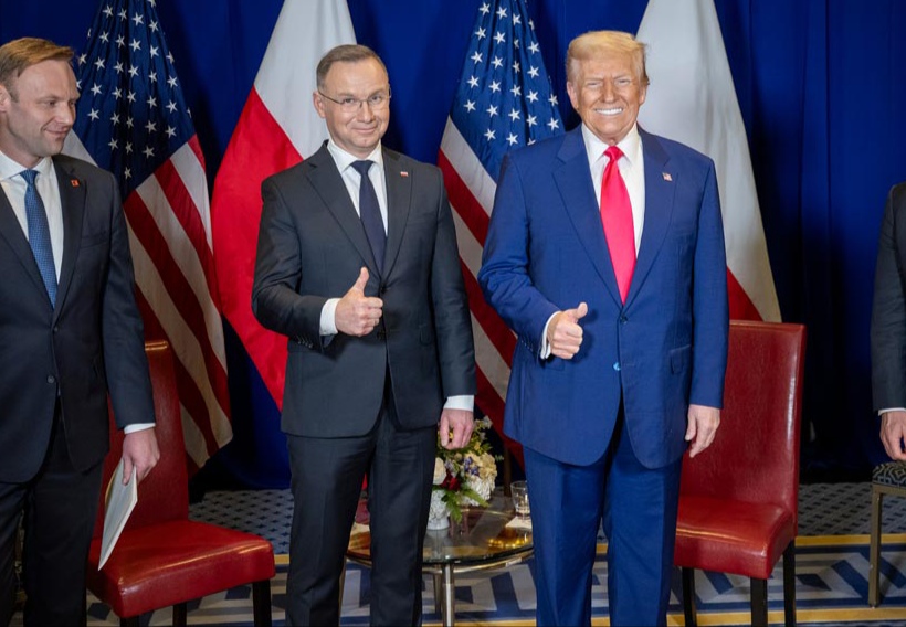 Donald Tramp Anjey Duda ilə görüşüb