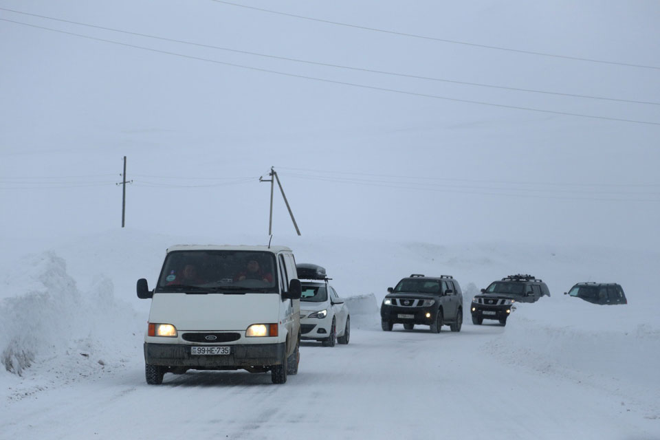 На участке Гудаури-Коби восстановлено движение легкового транспорта