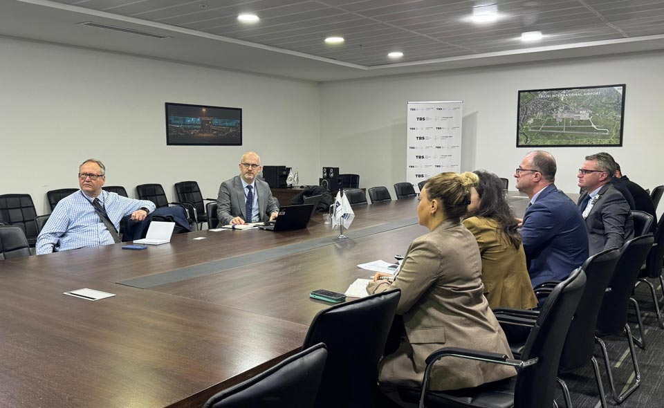 British Airways representatives visit Tbilisi International Airport
