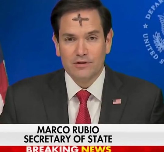 Marko Rubio "Fox News"un efirinə alnında küllə çəkilmiş xaç işarəsi ilə qoşulub