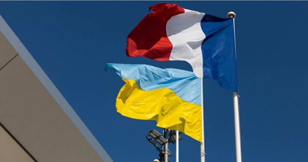 Украинатәи амедиа  - Франциа Украина иазоунашьҭуеит  195 миллион евро рыхә арратә цхыраара
