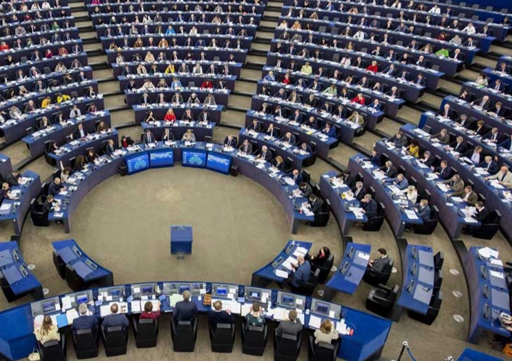 Avropa Parlamentində Avropa İttifaqının müdafiə məsələləri və Ukraynaya dəstək haqda debatlar keçirilib