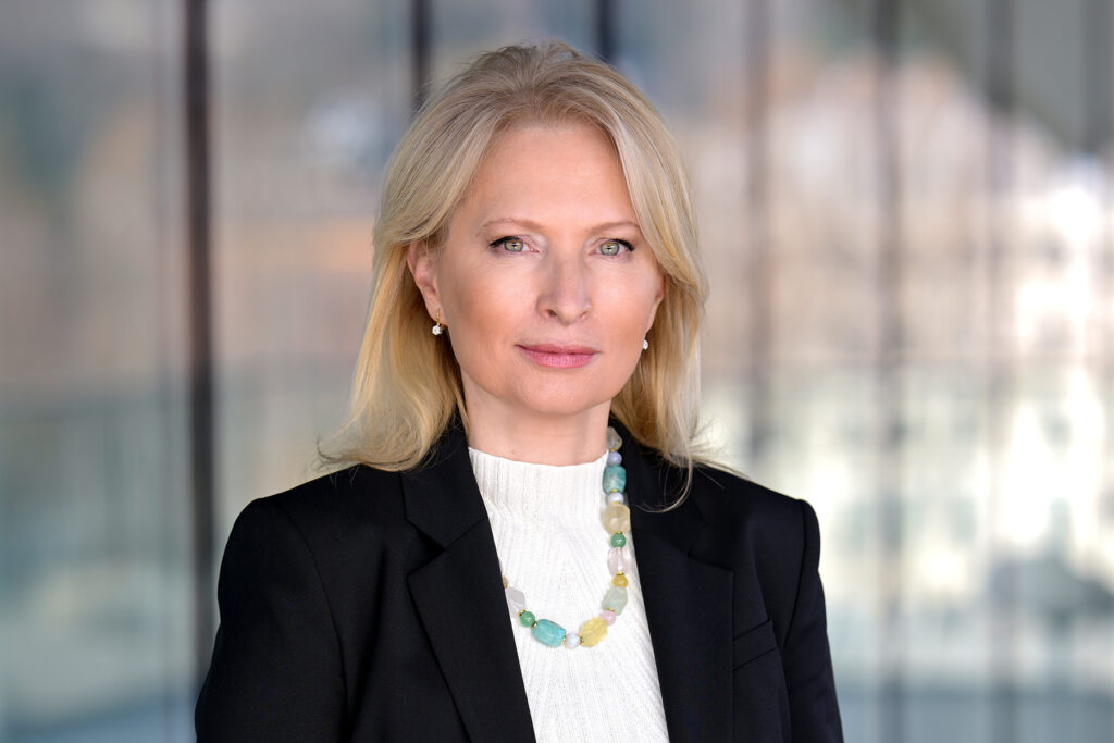 Натиа Турнава снысан ис Гуырдзыстоны IMF -ы, BSTDB -йы фæткдарæй æмæ ЕBRD-ы альтернативон  фæткдарæй