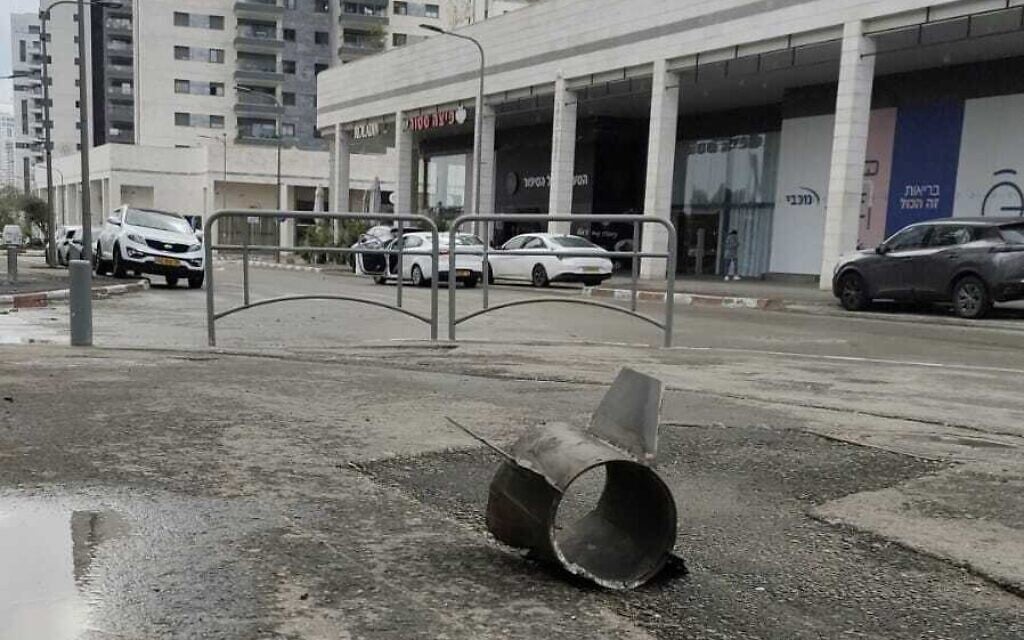 "HƏMAS" Qəzza sektorundan Təl-Əviv istiqamətində raketlər atıb