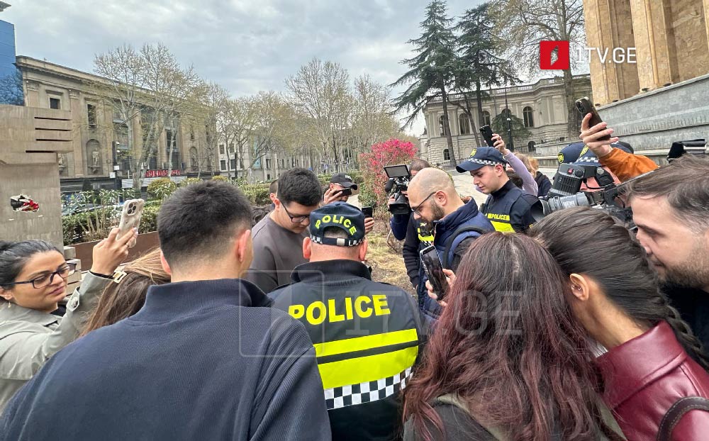 Police detain one ahead of rally near Parliament