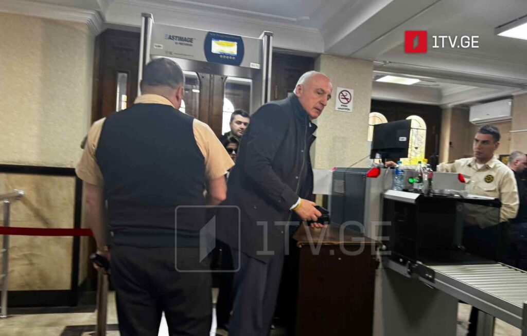 Strong Georgia leader Badri Japaridze being questioned in Tbilisi City Court
