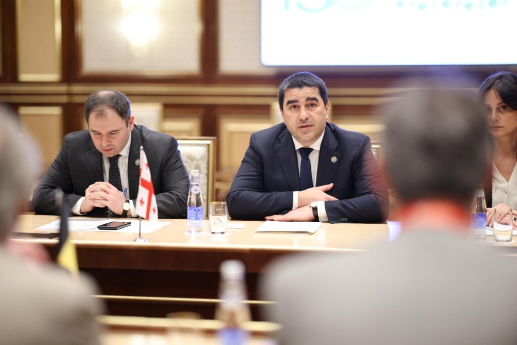 Şalva Papuaşvili Belçika Krallığının ikipalatalı parlamentinin sədrləri ilə birgə görüş keçirib