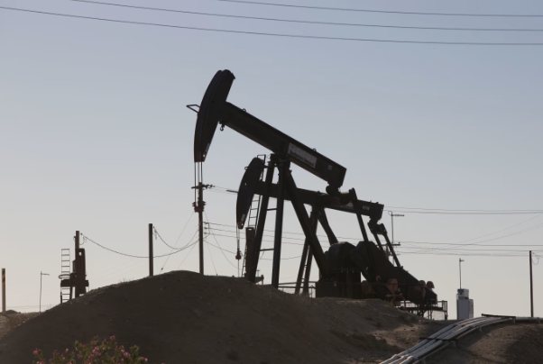 "Brent" markalı xam neftin qiyməti 60 dollardan aşağı düşüb, bu isə 2021-ci ilin fevralından sonra ən aşağı göstəricidir