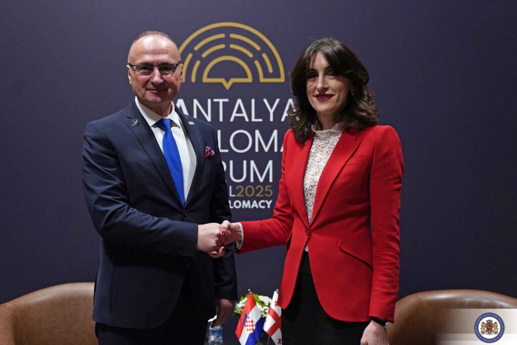 Georgian and Croatian FMs meet at Antalya Diplomatic Forum