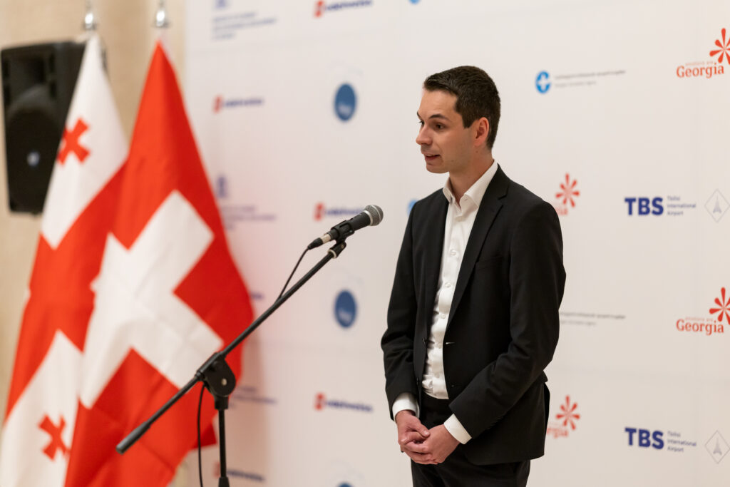 "Edelweiss" Hava yolları və Şəbəkə İnkişafı Meneceri - bir təyinat yeri olaraq,  Gürcüstanın isveçli turistlərə təklif edəcəyi çox şey var
