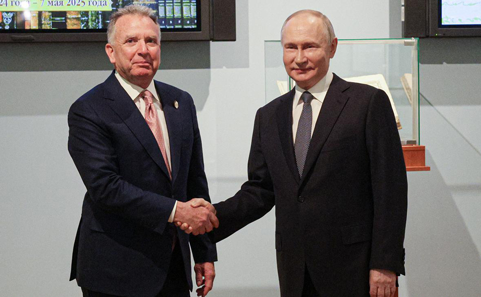 Стив Уиткофы æмæ Владимир Путины фембæлд цæуы