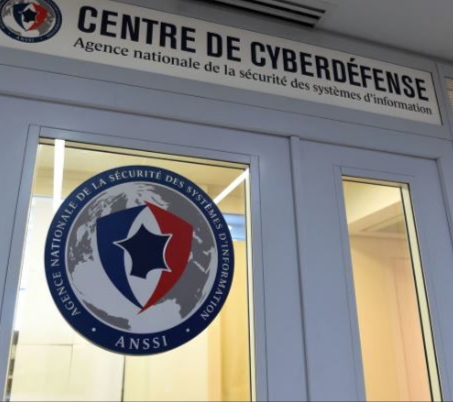 Ֆրանսիայի արտաքին գործերի նախարարությունը հայտարարել է, որ Ռուսաստանը պատասխանատու է վերջին տարիներին երկրի դեմ իրականացված կիբերհարձակումների, այդ թվում՝ 2017 թվականին Էմանուել Մակրոնի նախընտրական քարոզարշավի դեմ կիբերհարձակման համար