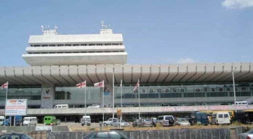 Tbilisi Central administration issues statement on fire at Borjomi Railway station market