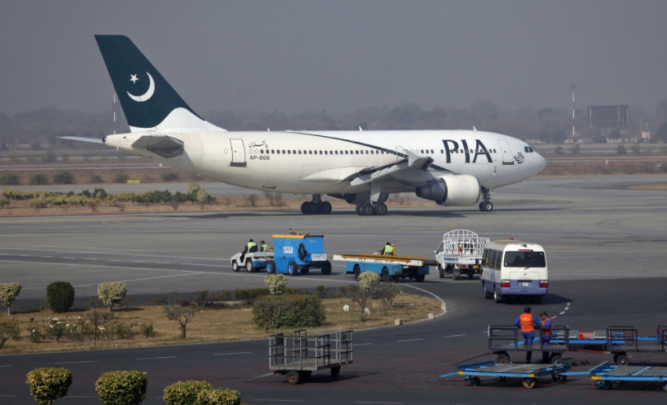 Pakistan, Hindistanla gərgin münasibətlər fonunda, Kəraçi və Lahor bölgələrində hava məkanını bir ay müddətinə bağlayıb
