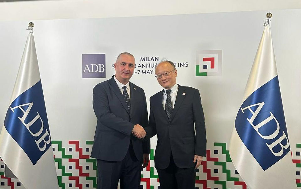 Finance Minister meets ADB President