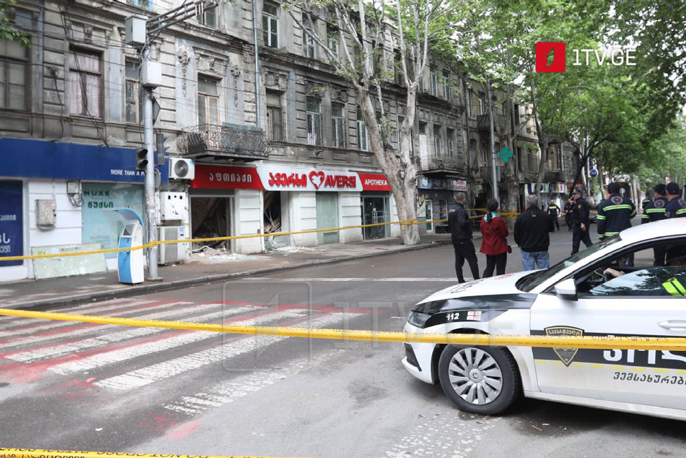 Цотне Дадиани имҩаду аҿы 12 метра змоу автобусқәа рныҟәара аамҭала аанкылахоит